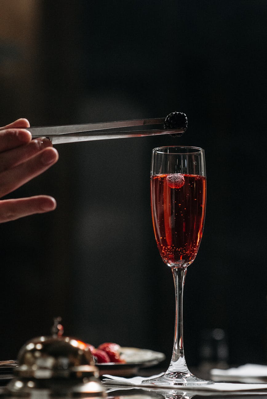 toast red hand festive